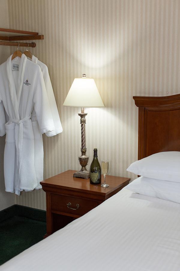 Rogue Regency Inn & Suites Medford Luaran gambar