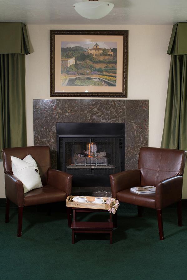 Rogue Regency Inn & Suites Medford Luaran gambar